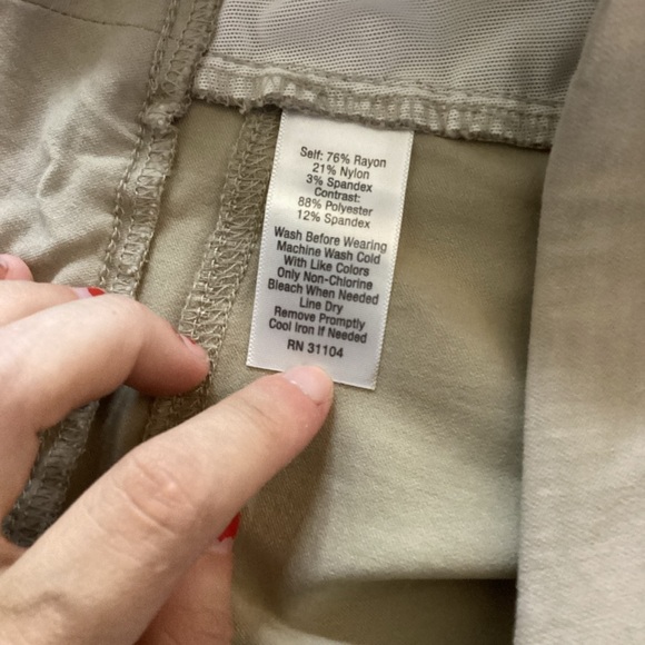 Kim Rogers Tan Capris - Picture 6 of 13